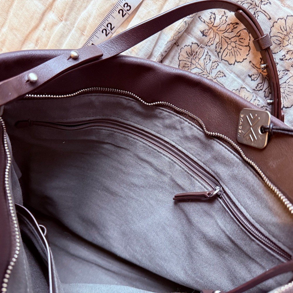 Skagen Brown Leather Shoulder Bag - Picture 5 of 7
